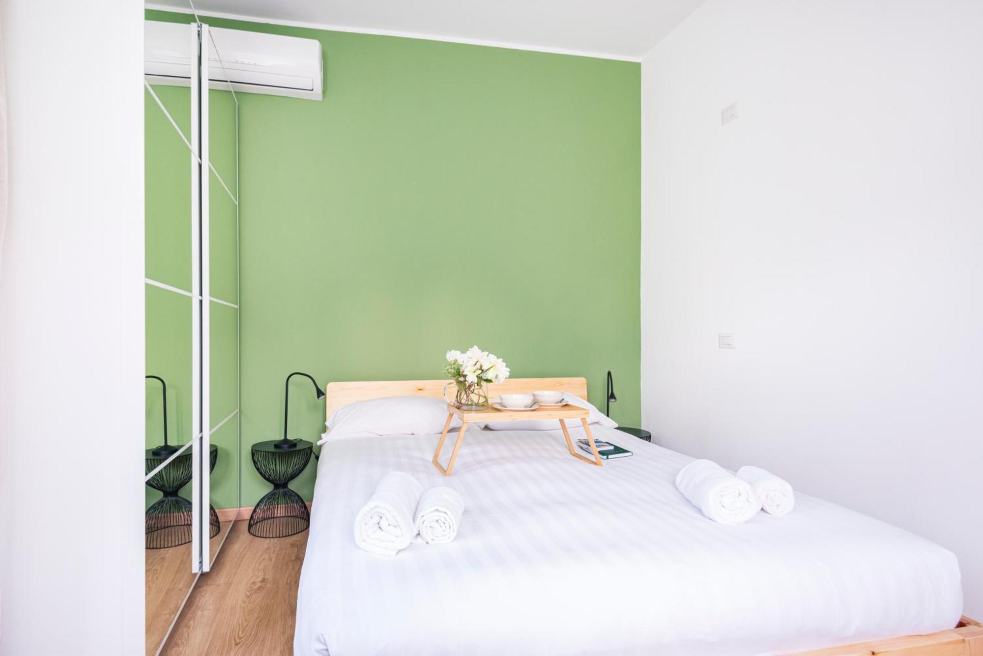 Amazing Flat Near Duomo & Colonne Di San Lorenzo By Easylife มิลาน ภายนอก รูปภาพ
