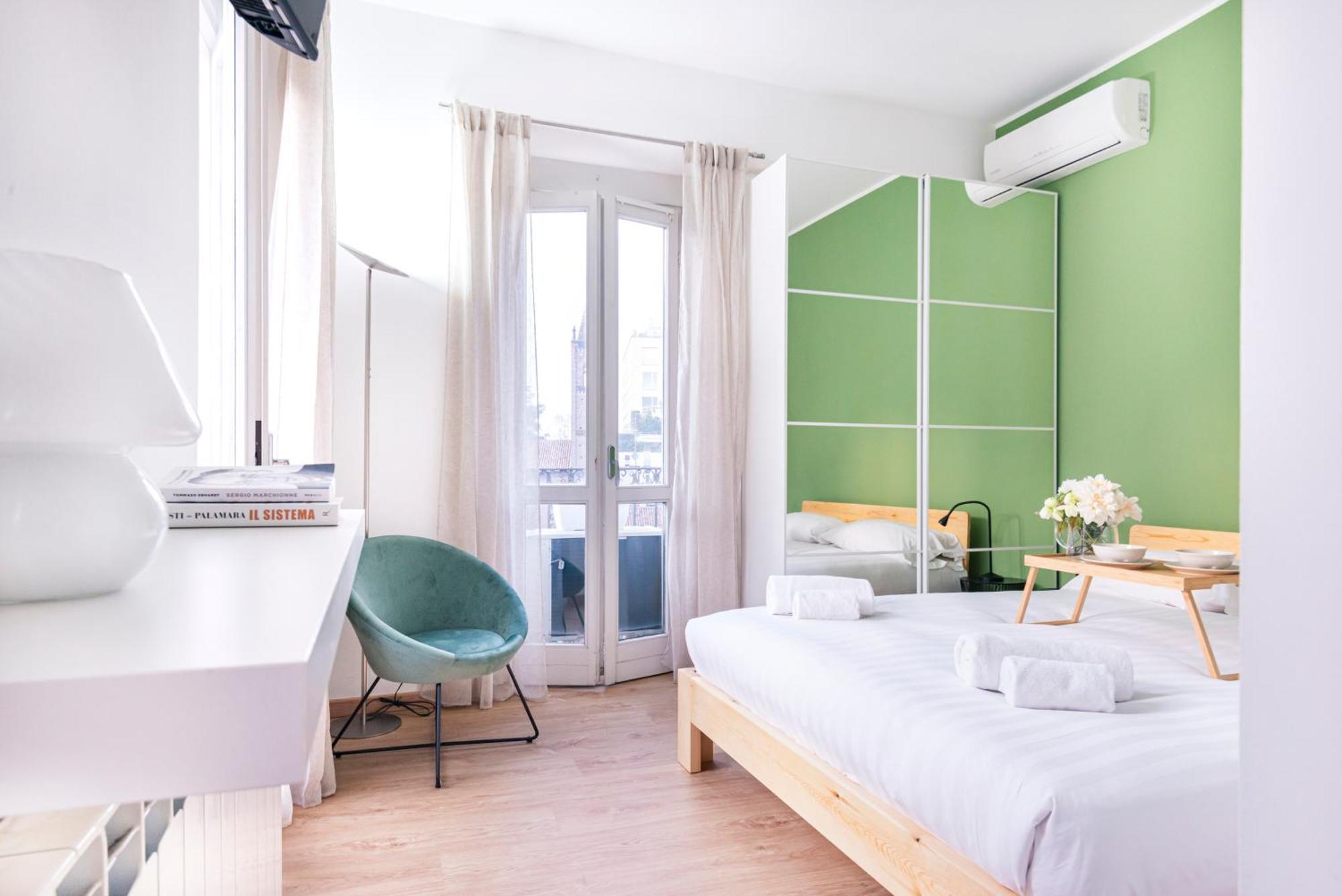 Amazing Flat Near Duomo & Colonne Di San Lorenzo By Easylife มิลาน ภายนอก รูปภาพ